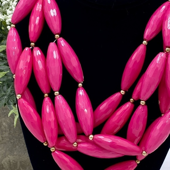 Amrita Singh Statement Multi-Strand Hot‎ Pink Beads and Gold Tone Chain Necklace - Picture 2 of 15